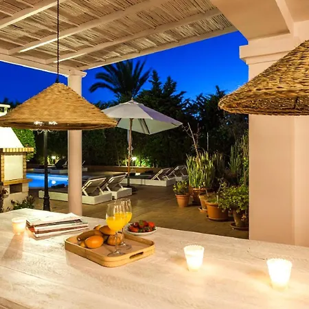 Wicker By Eivillas Villa *