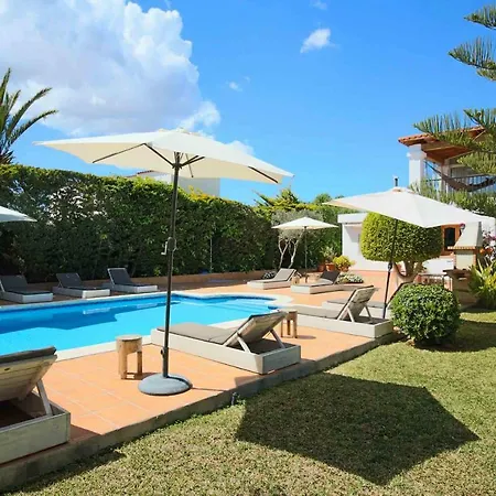 Wicker By Eivillas Villa *