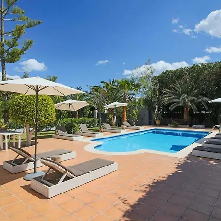 Wicker By Eivillas Villa *