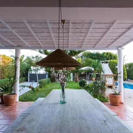 Villa Wicker By Eivillas *